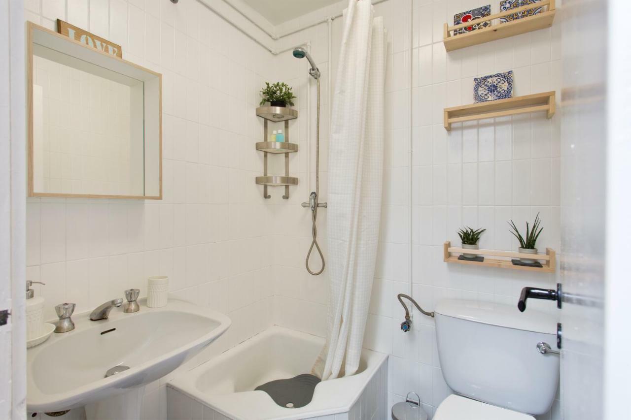 Host Wise - Cozy Quiet Flat - Trindade Station Lägenhet OOporto Exteriör bild